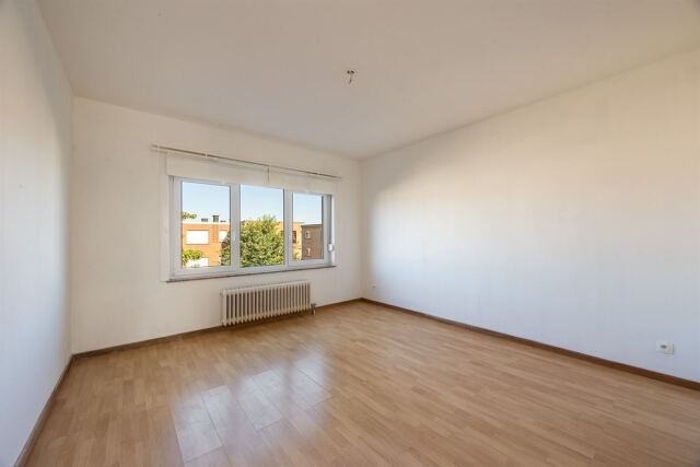 8025 12
